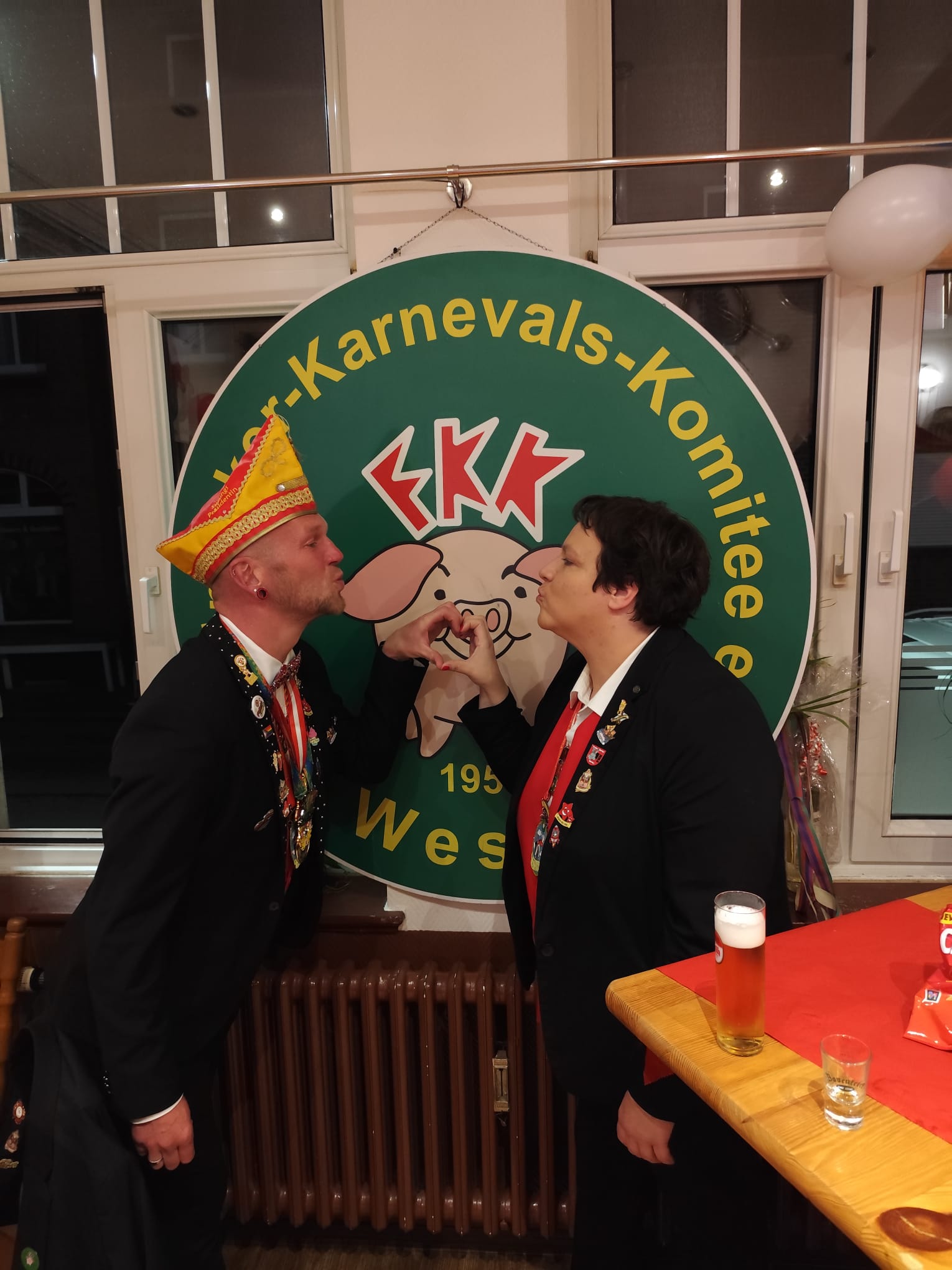 Eva Tenbergen und Oliver Heselmann im FKK-Ornat